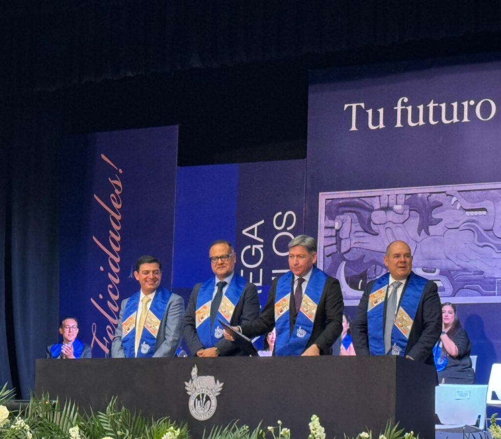 El Tec de Monterrey reconoce la trayectoria de Nesim Issa Tafich