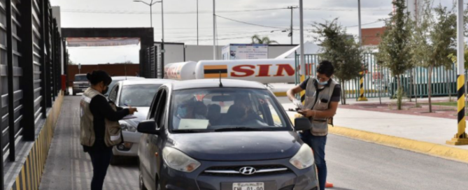 Grupo Simsa aplica segunda dosis contra Covid-19 a personas de 30 a 39 años de edad en Torreón. Foto: El Siglo de Torreón